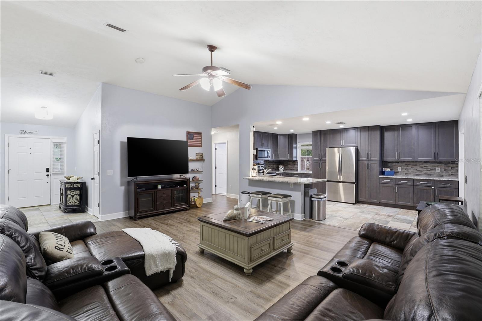 Image 4 of 38 For 17583 234th Terrace