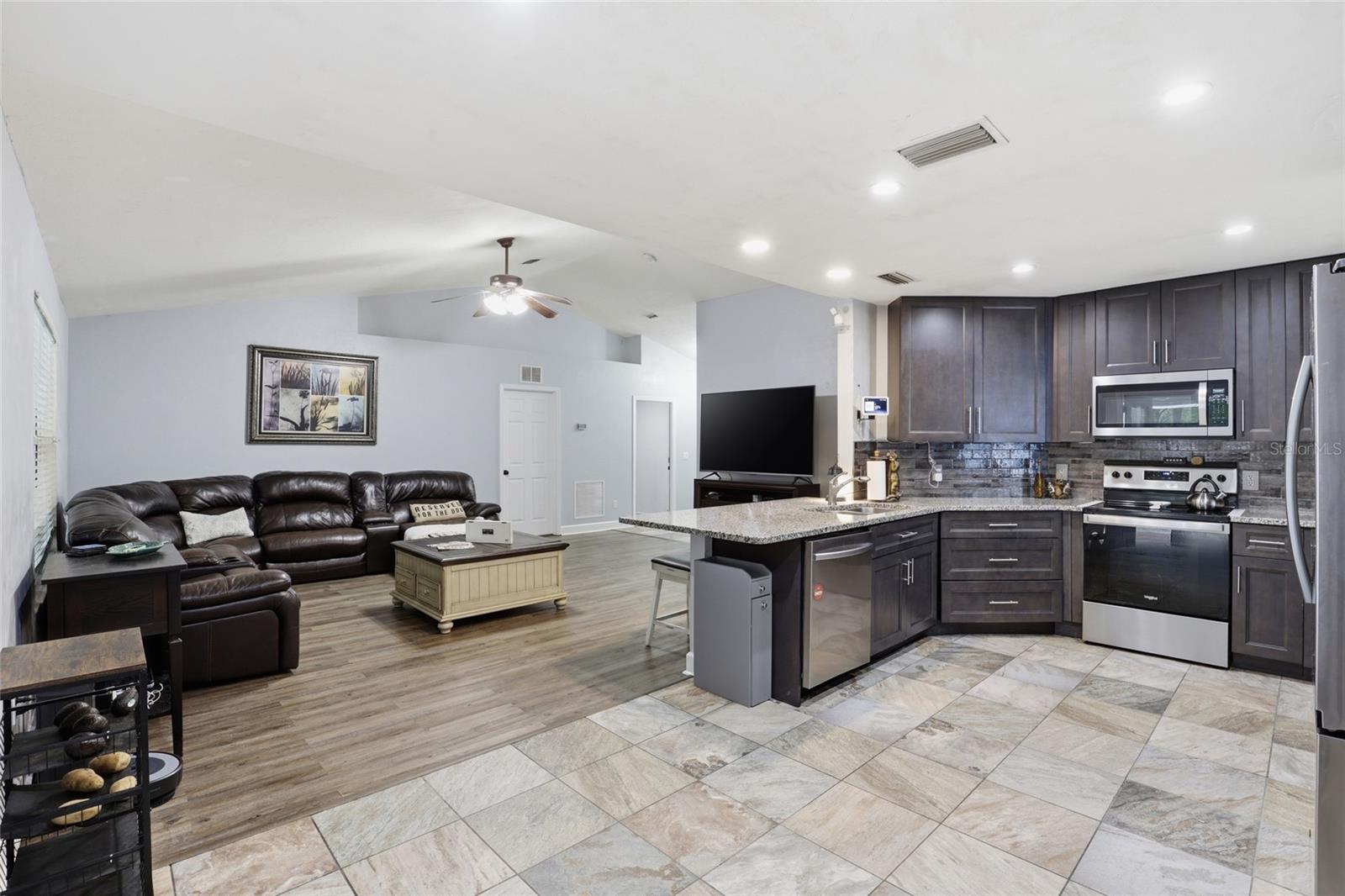 Image 7 of 38 For 17583 234th Terrace