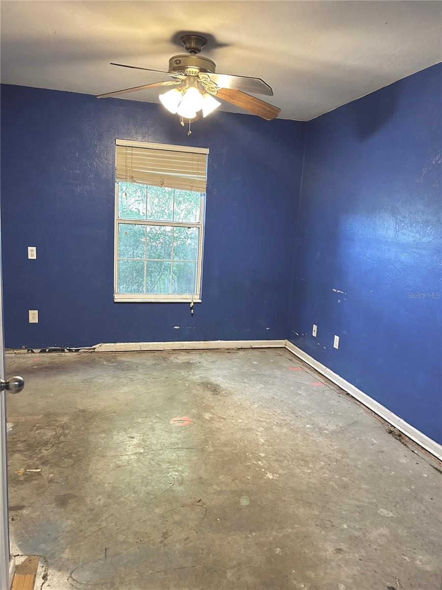 Image 14 of 29 For 25330 Sw 20th Ave