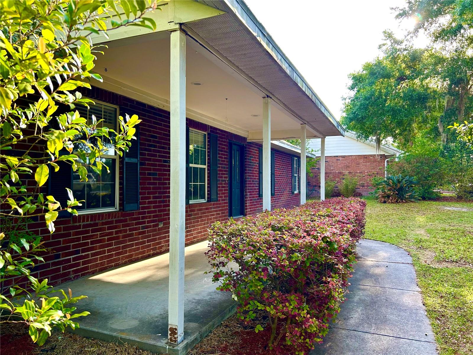 Image 2 of 29 For 25330 Sw 20th Ave