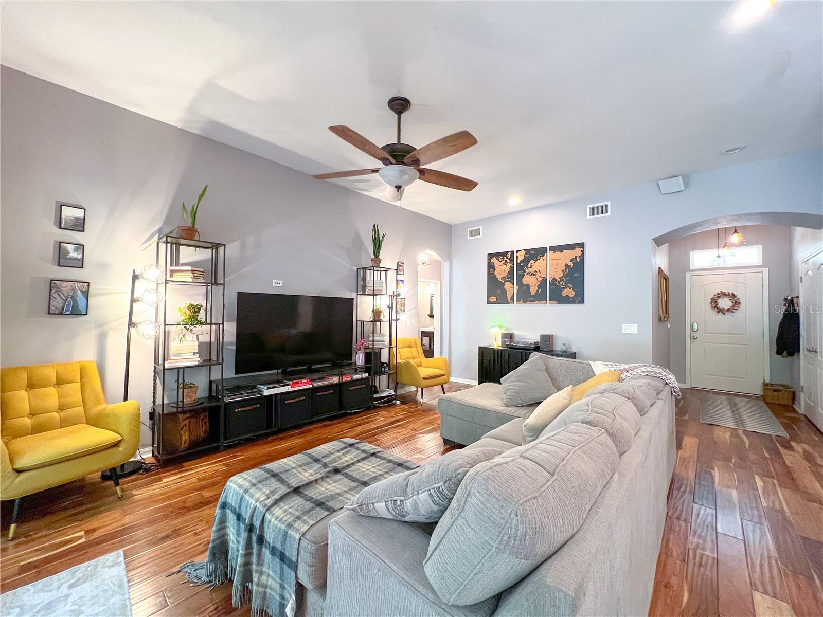 Image 4 of 19 For 14636 27th Place