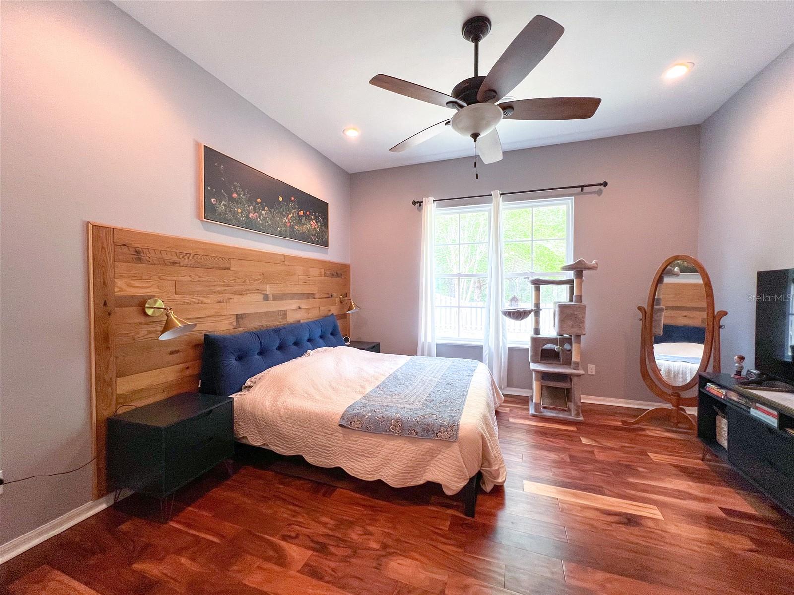 Image 8 of 19 For 14636 27th Place