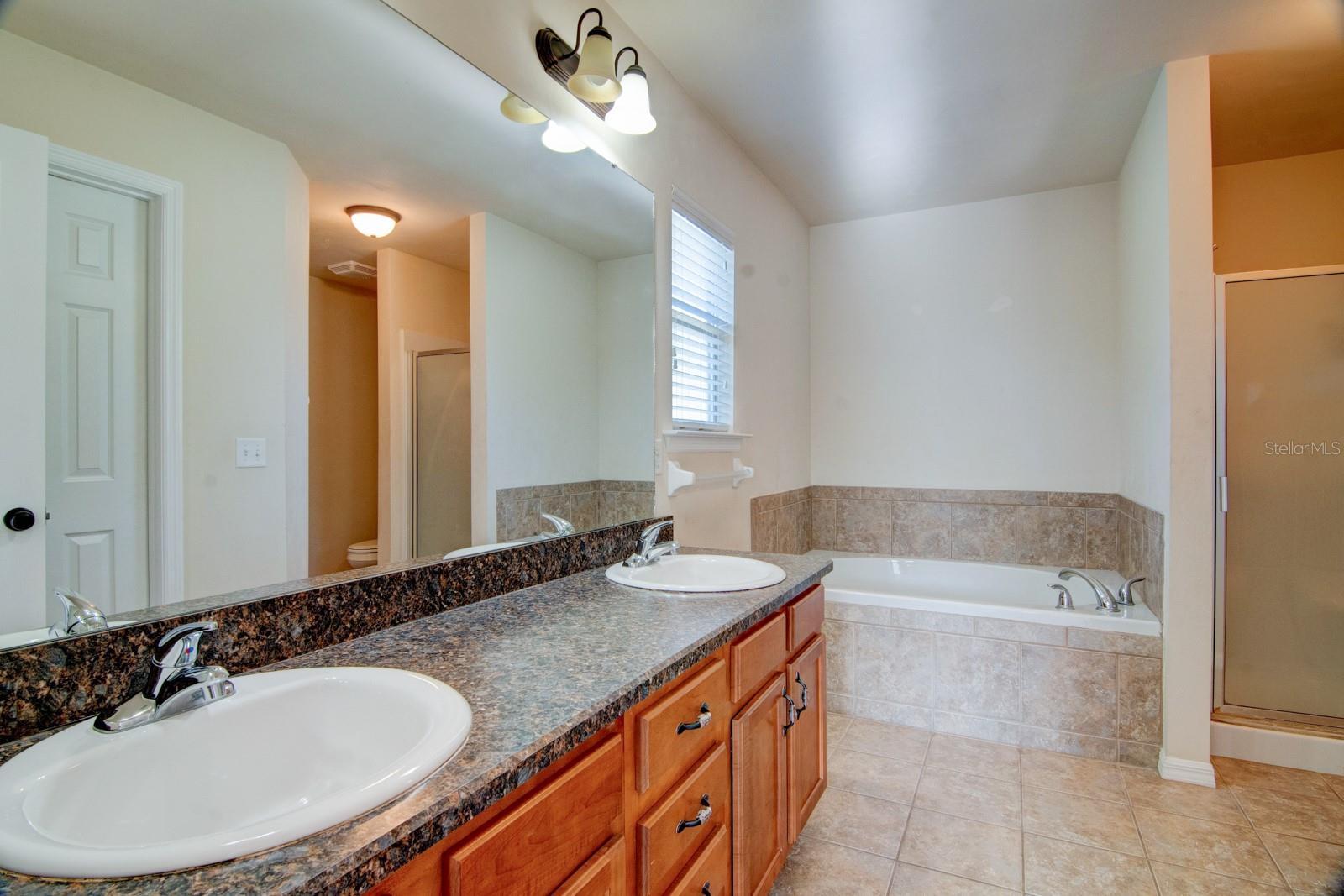 Image 13 of 23 For 15572 136th Terrace