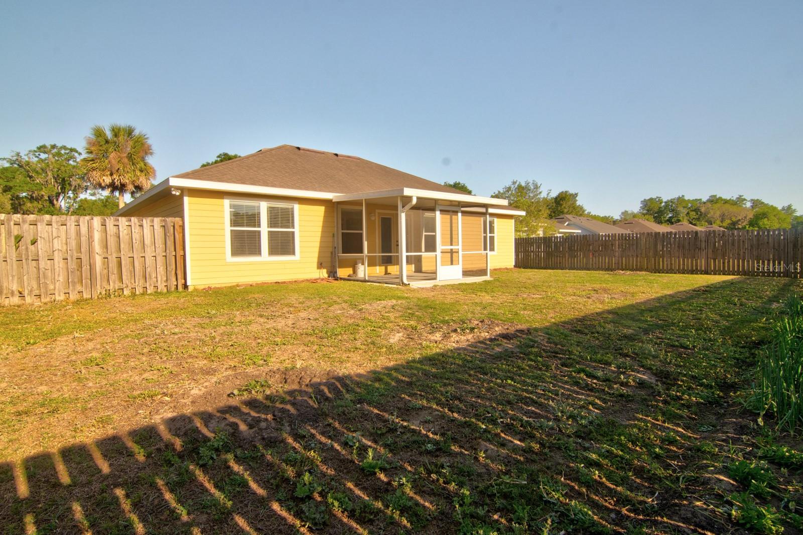 Image 21 of 23 For 15572 136th Terrace