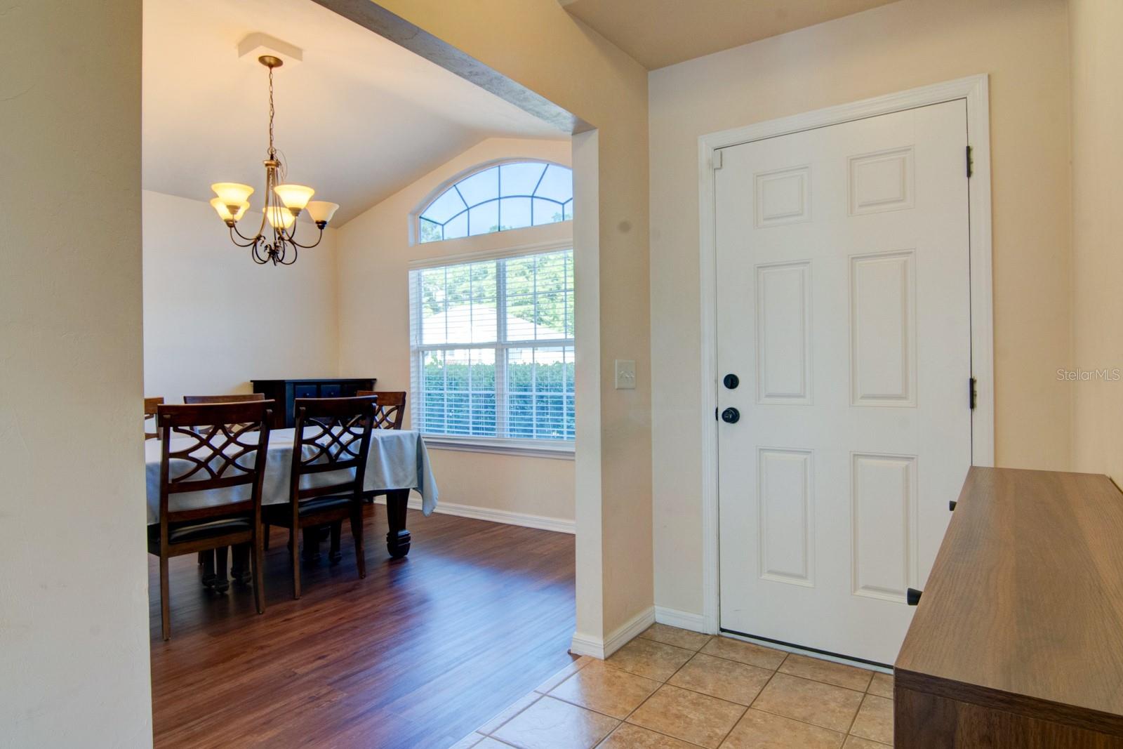 Image 3 of 23 For 15572 136th Terrace