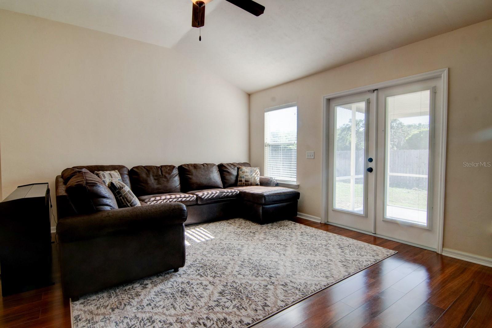 Image 9 of 23 For 15572 136th Terrace