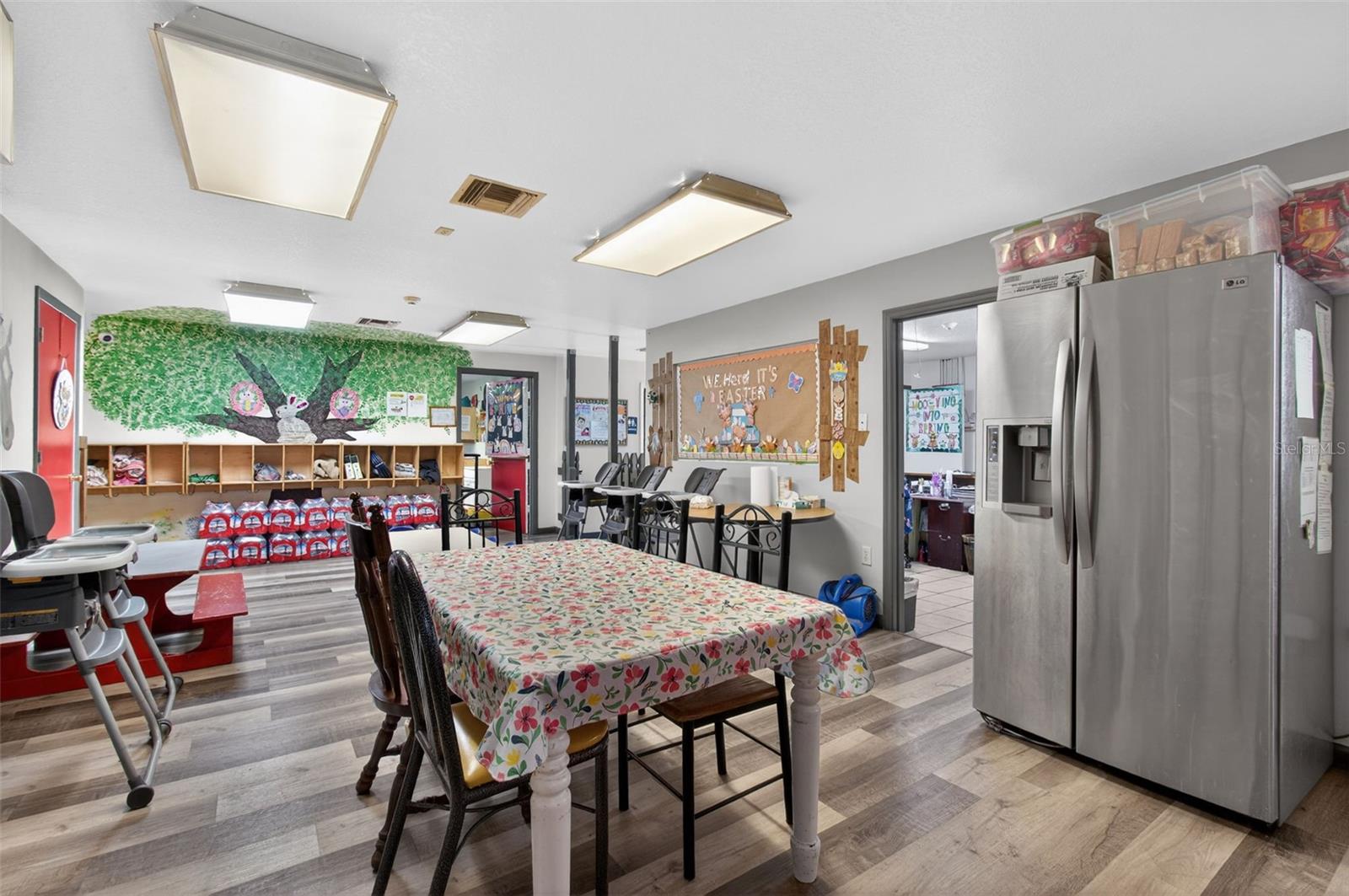 Image 11 of 32 For 951 Hathaway Avenue