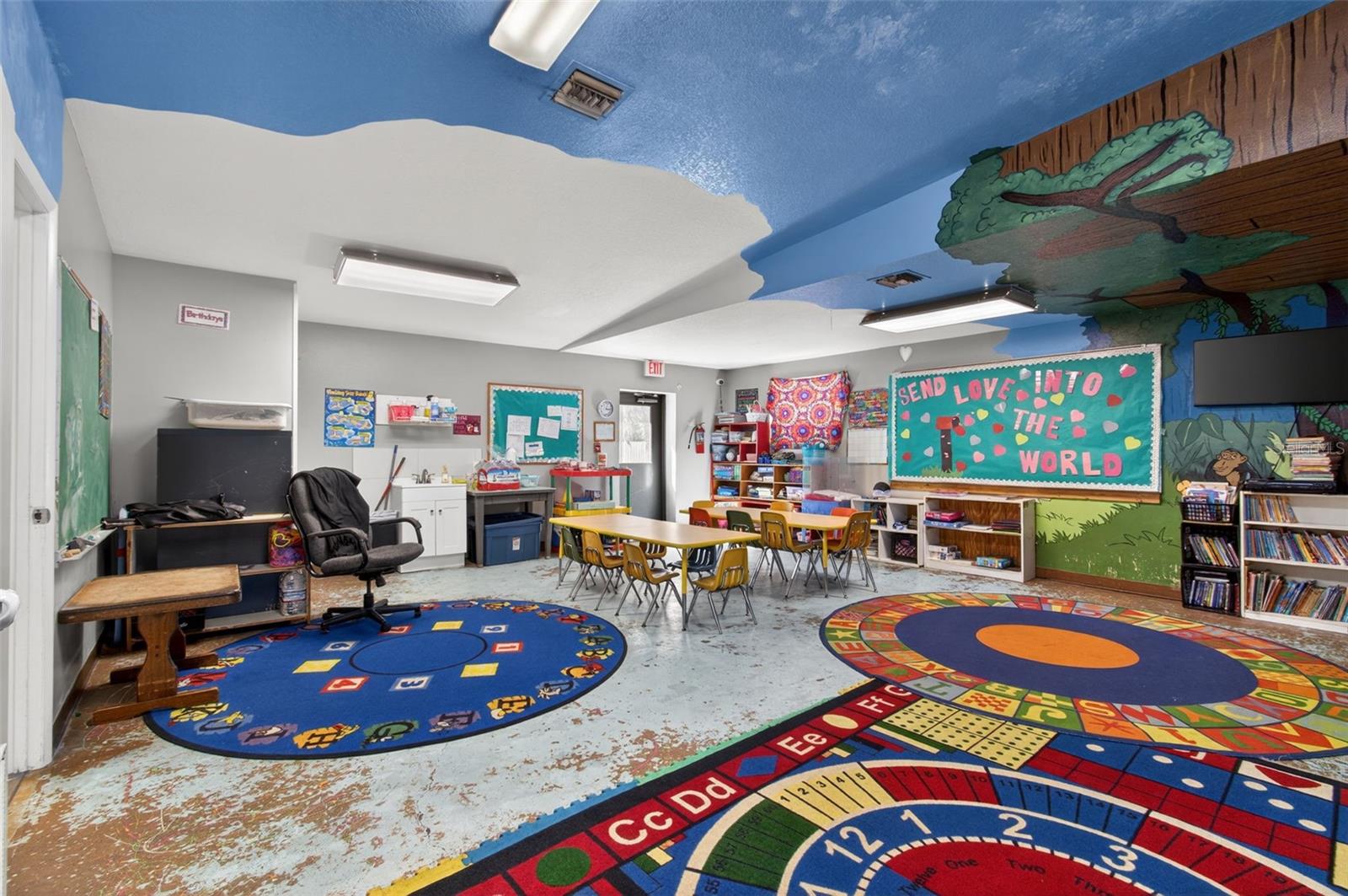 Image 27 of 32 For 951 Hathaway Avenue