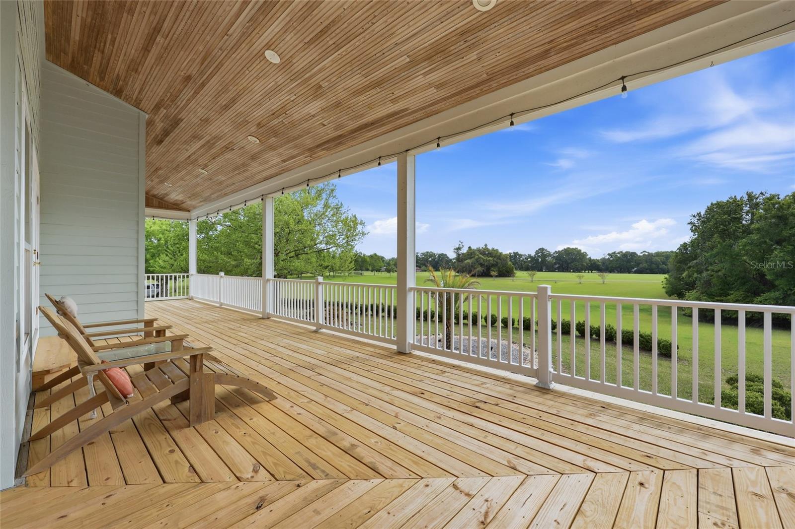 Image 12 of 66 For 1042 Woodland Avenue