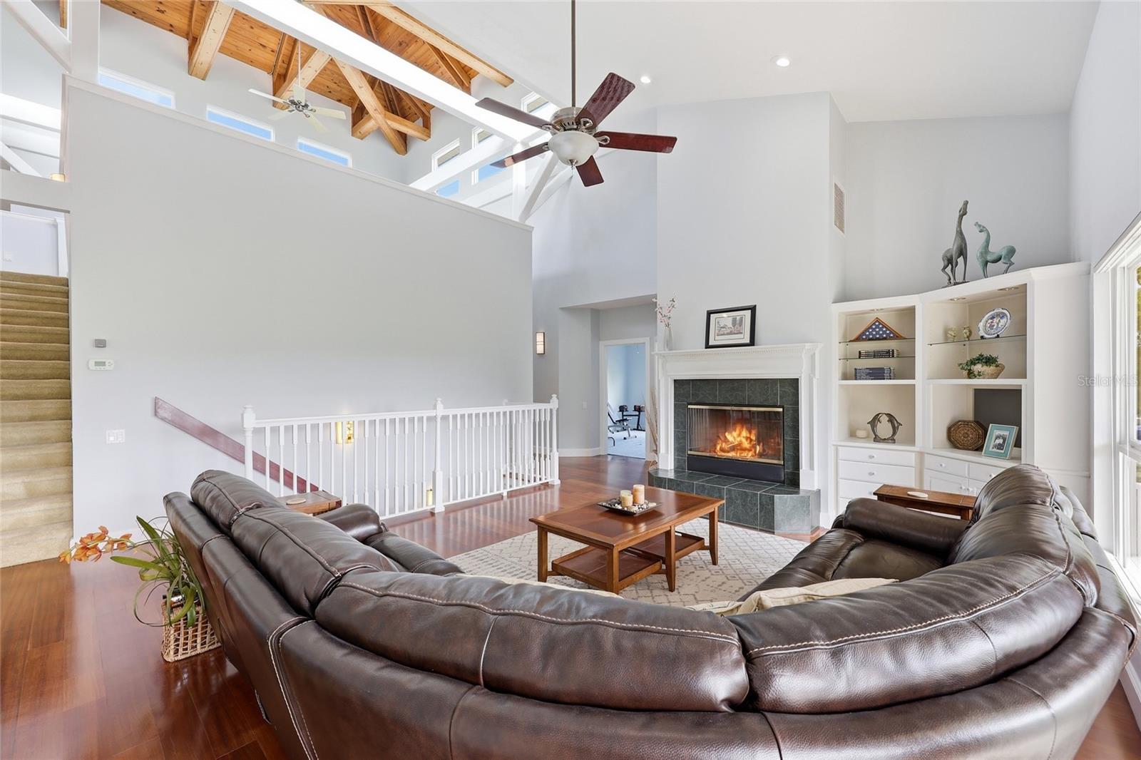 Image 23 of 66 For 1042 Woodland Avenue