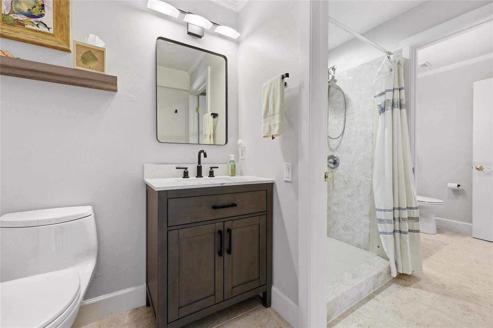 Image 32 of 66 For 1042 Woodland Avenue