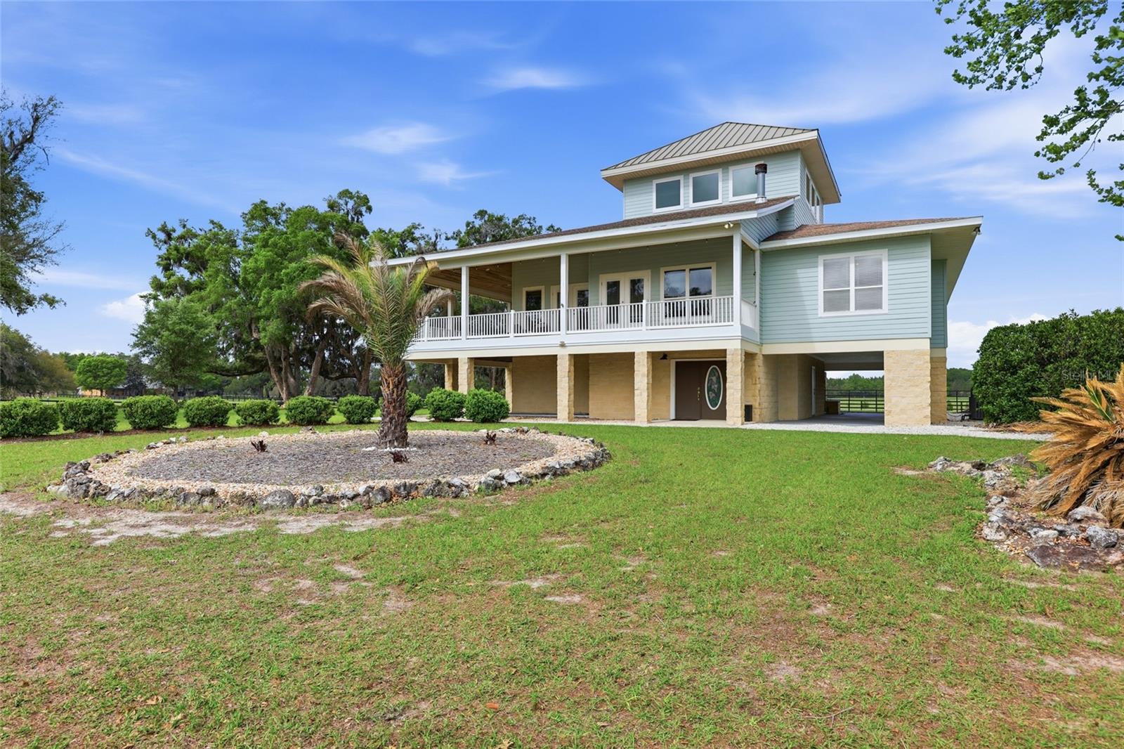 Image 53 of 66 For 1042 Woodland Avenue