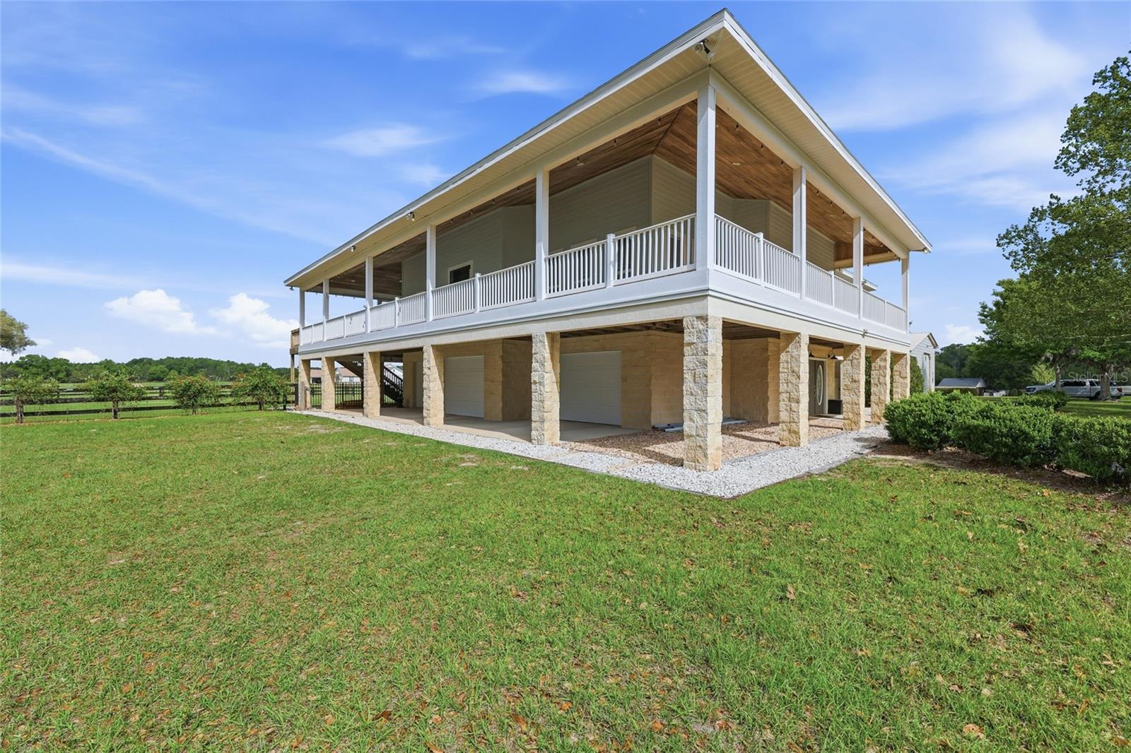 Image 55 of 66 For 1042 Woodland Avenue