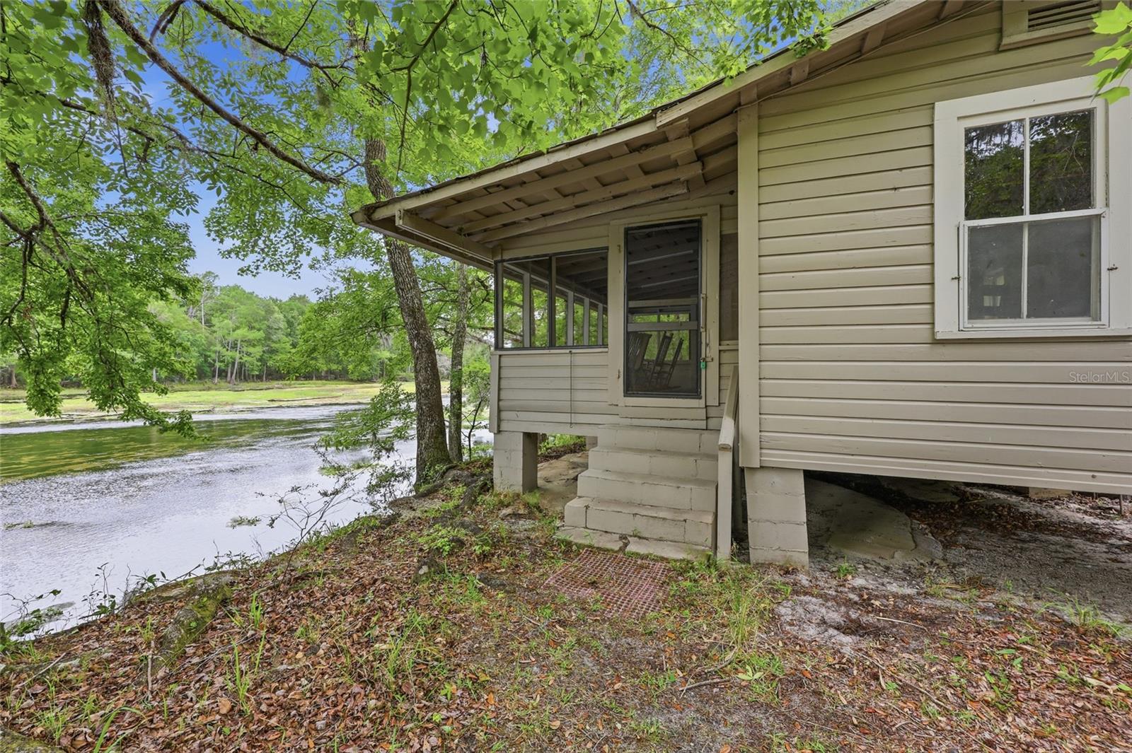 Image 62 of 66 For 1042 Woodland Avenue