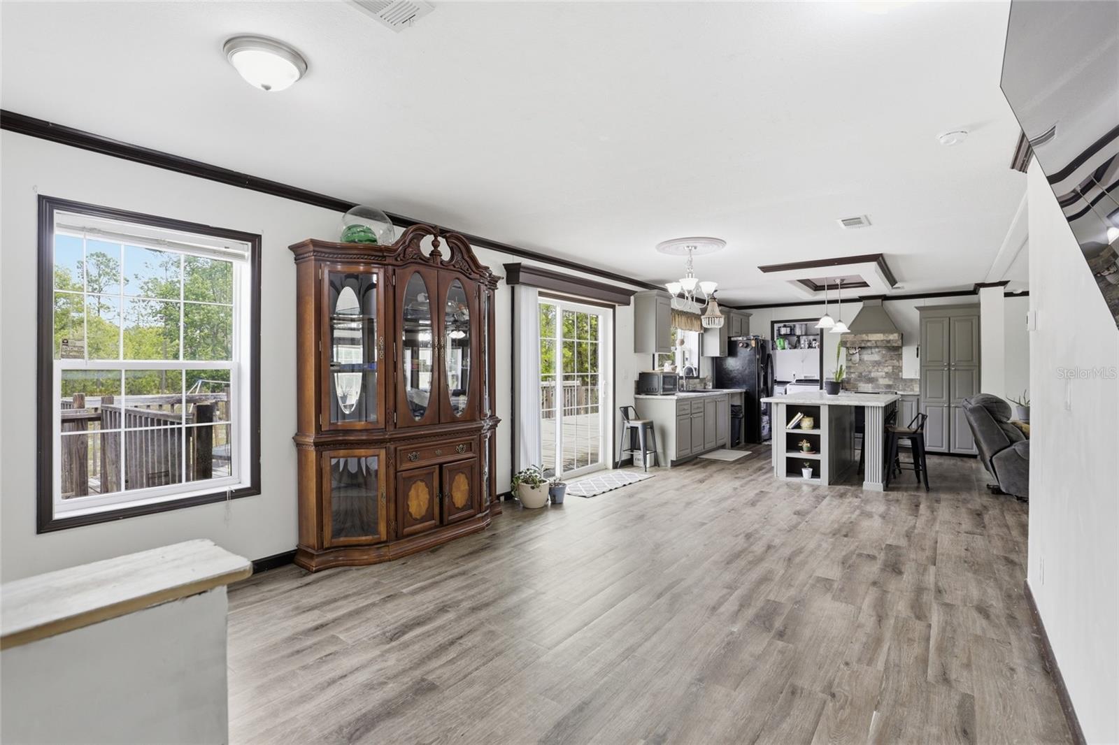 Image 16 of 45 For 2640 74th Avenue