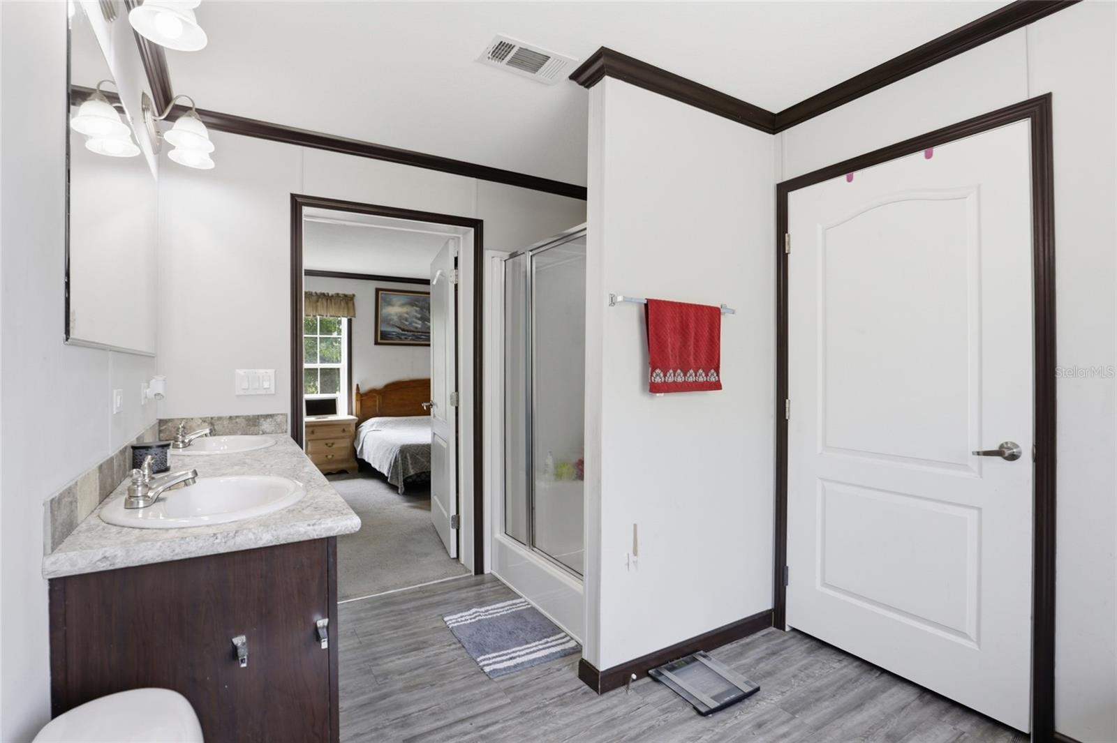 Image 18 of 45 For 2640 74th Avenue