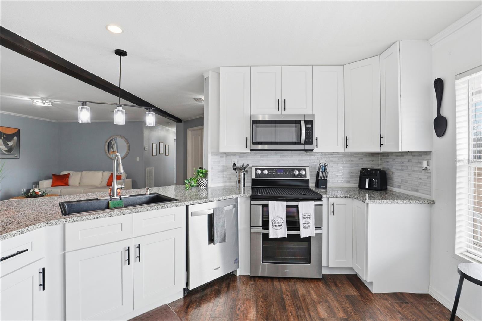 Image 14 of 60 For 952 Galilee Loop