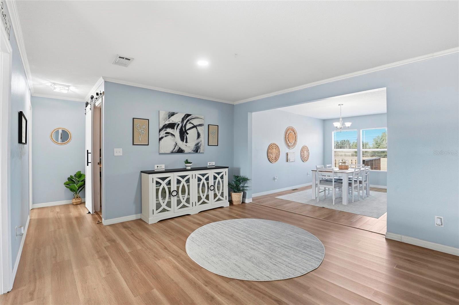 Image 18 of 60 For 952 Galilee Loop