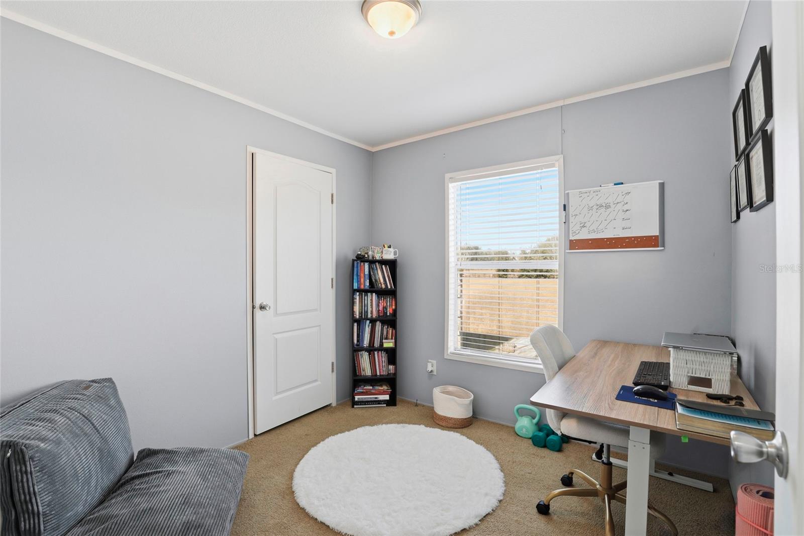 Image 29 of 60 For 952 Galilee Loop