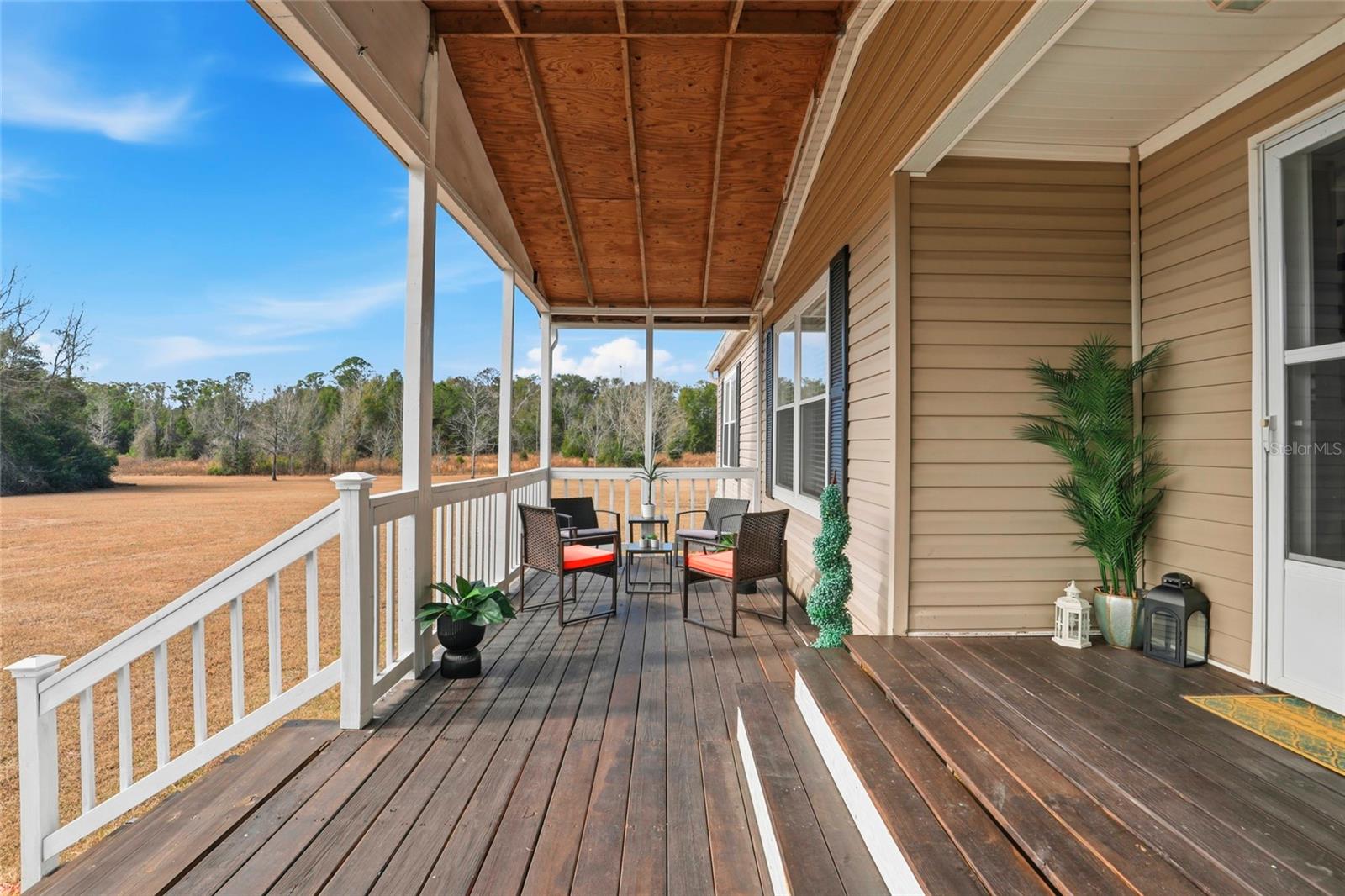 Image 3 of 60 For 952 Galilee Loop