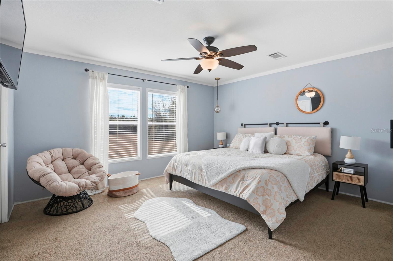 Image 31 of 60 For 952 Galilee Loop