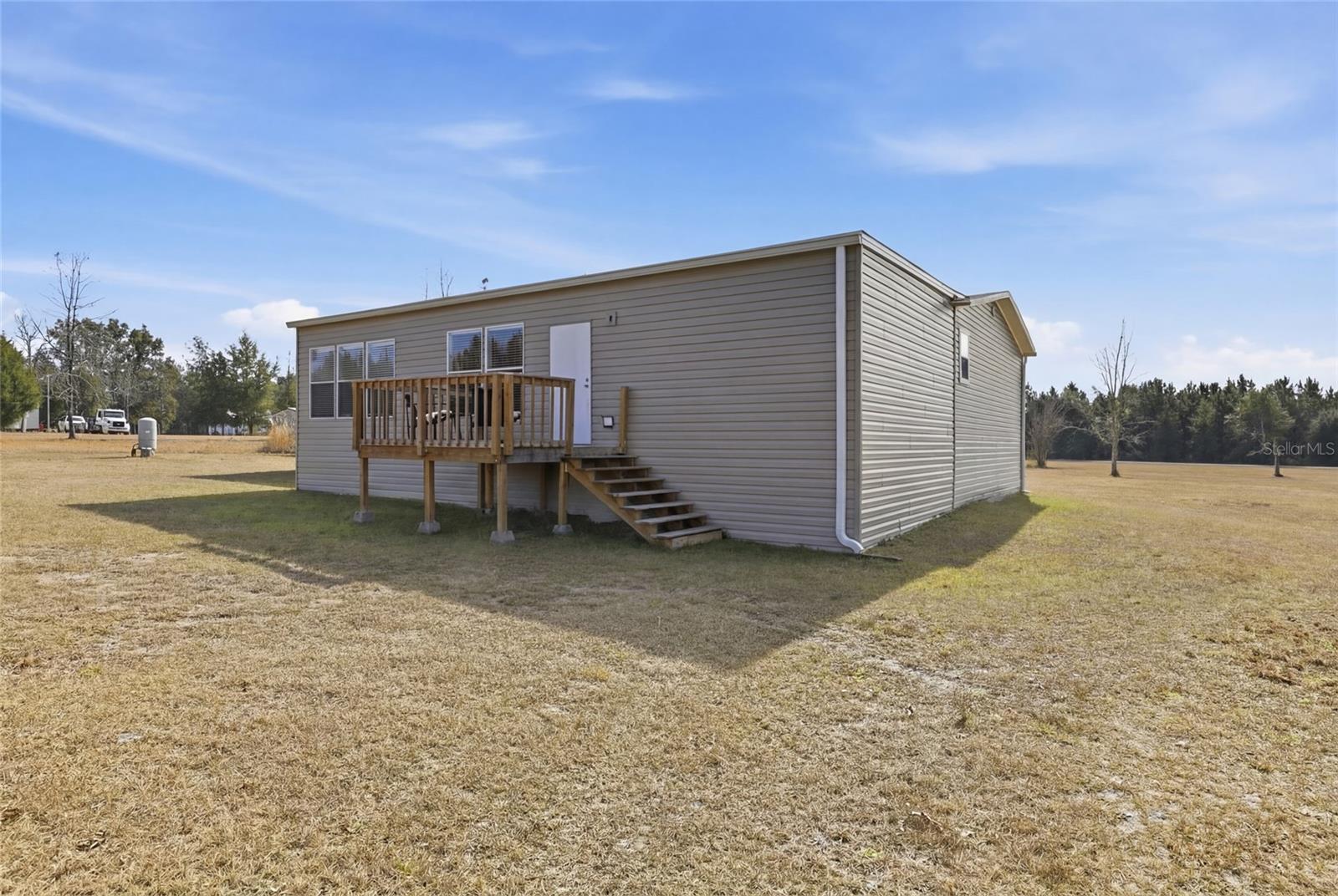 Image 44 of 60 For 952 Galilee Loop