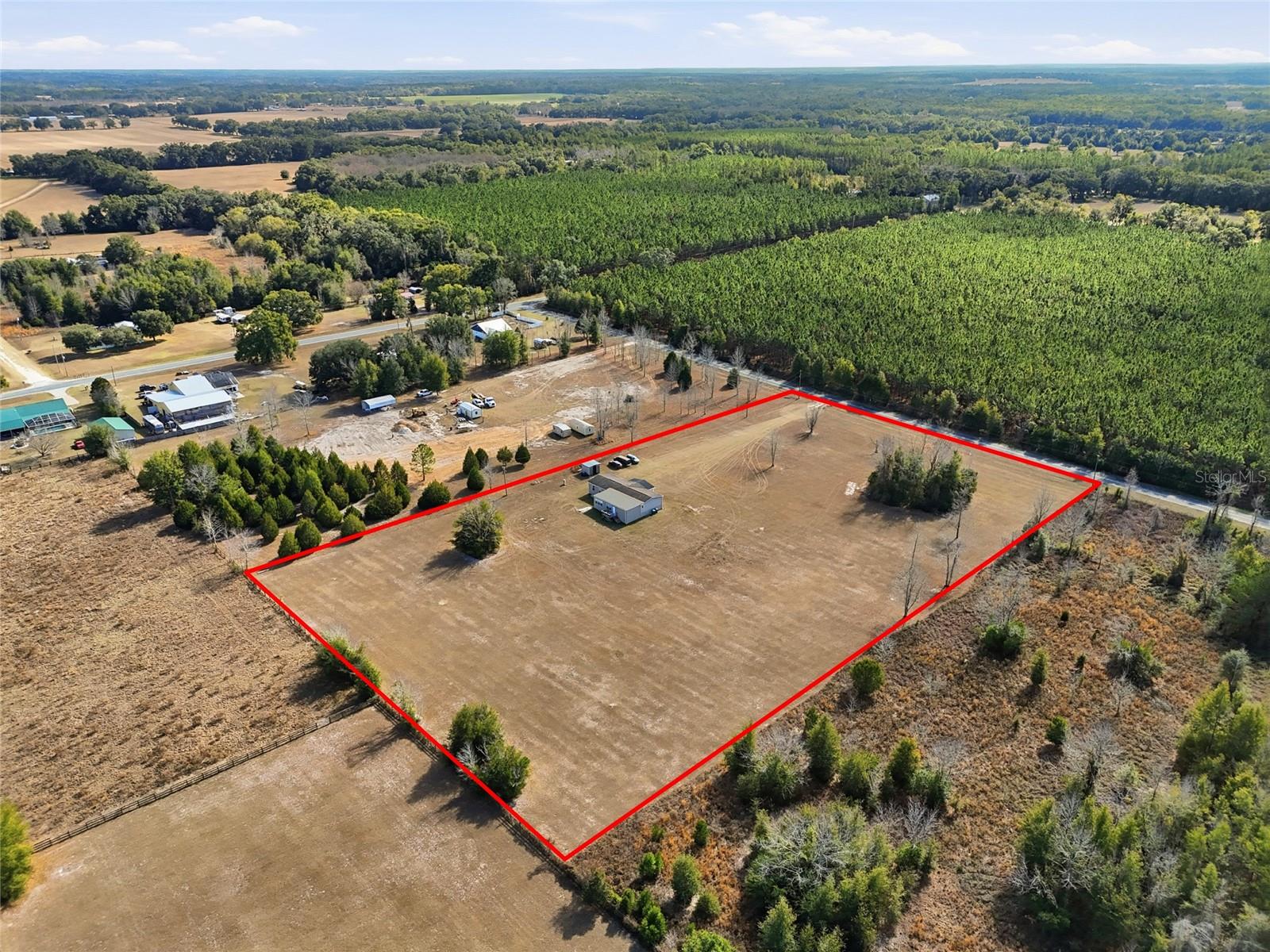 Image 49 of 60 For 952 Galilee Loop