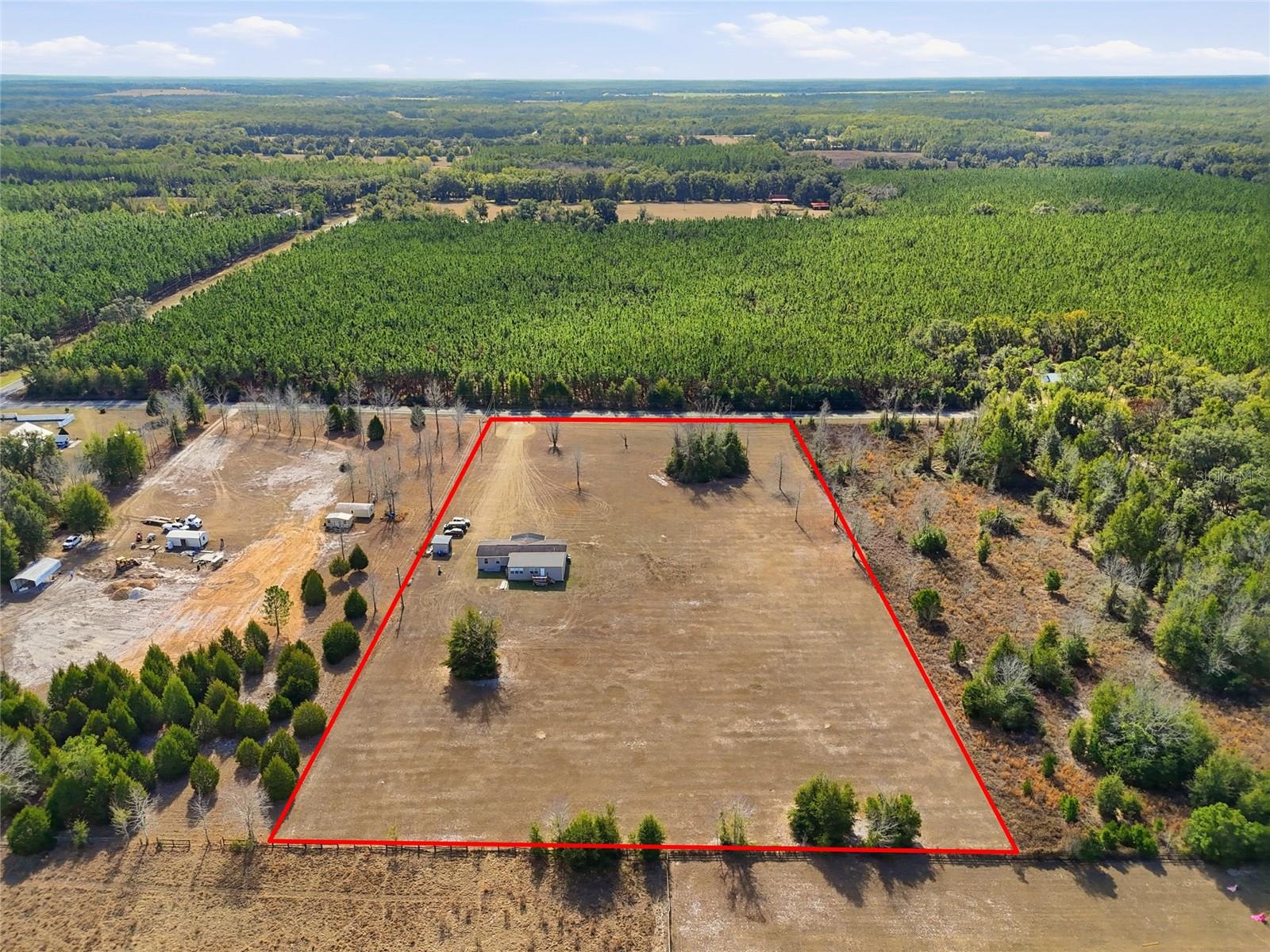 Image 50 of 60 For 952 Galilee Loop