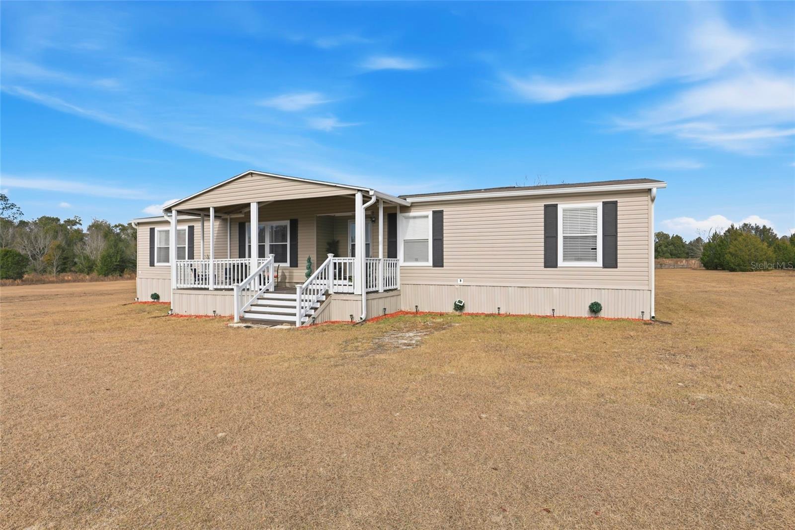 Image 58 of 60 For 952 Galilee Loop