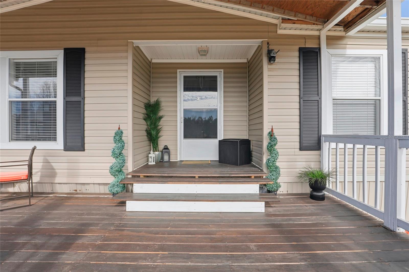 Image 6 of 60 For 952 Galilee Loop