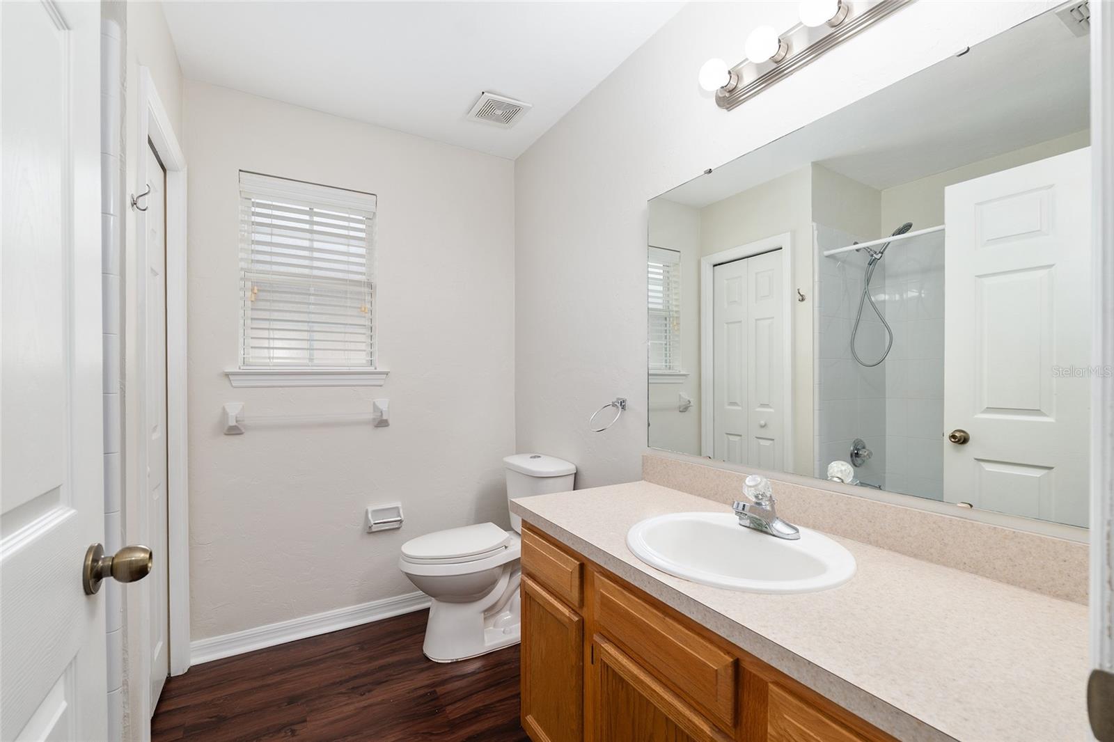 Image 27 of 43 For 3701 26th Street