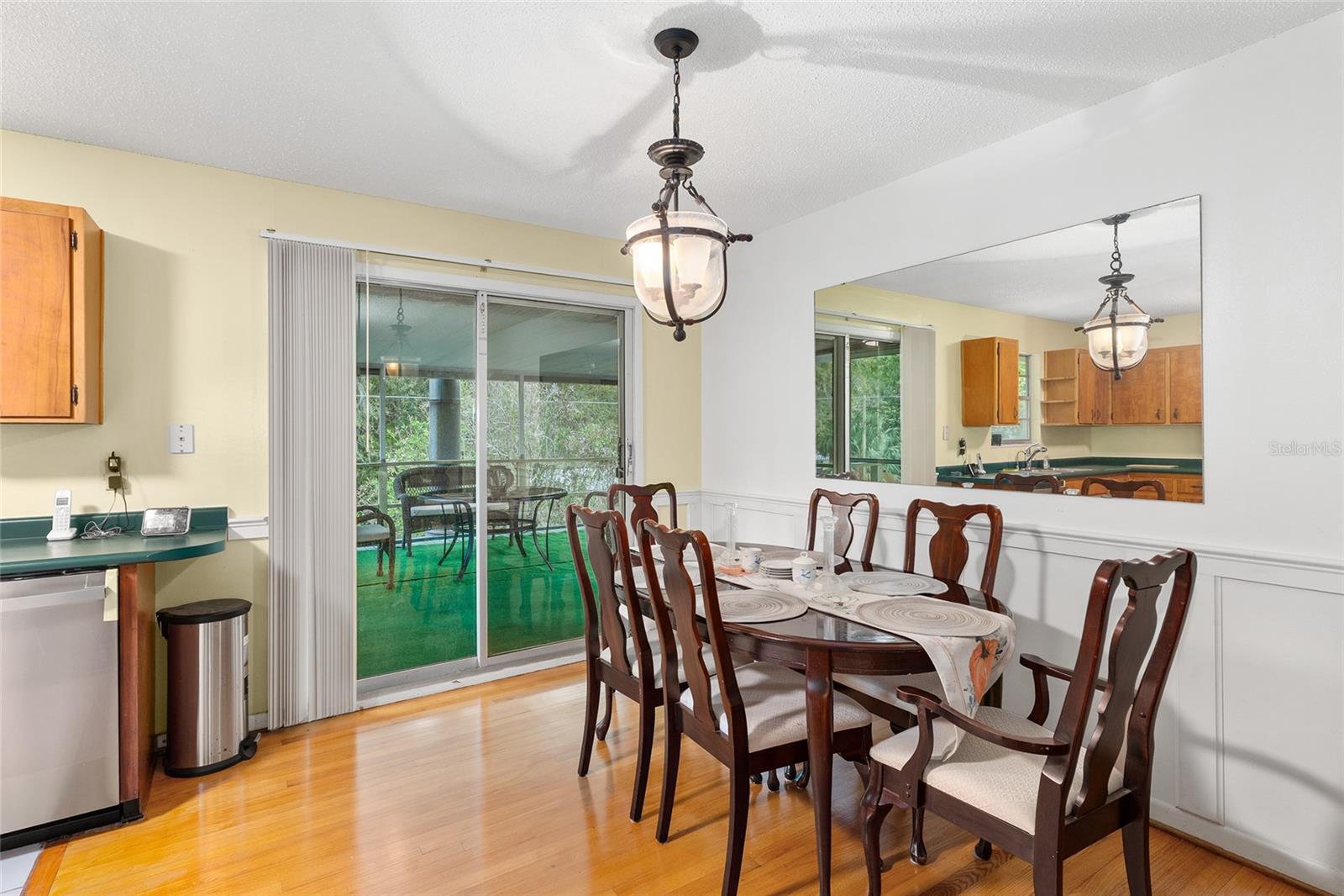 Image 10 of 57 For 505 37th Place