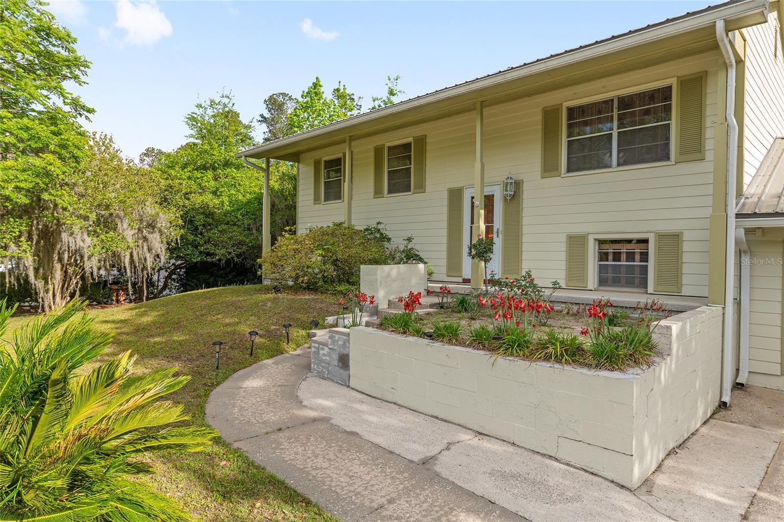 Image 2 of 57 For 505 37th Place