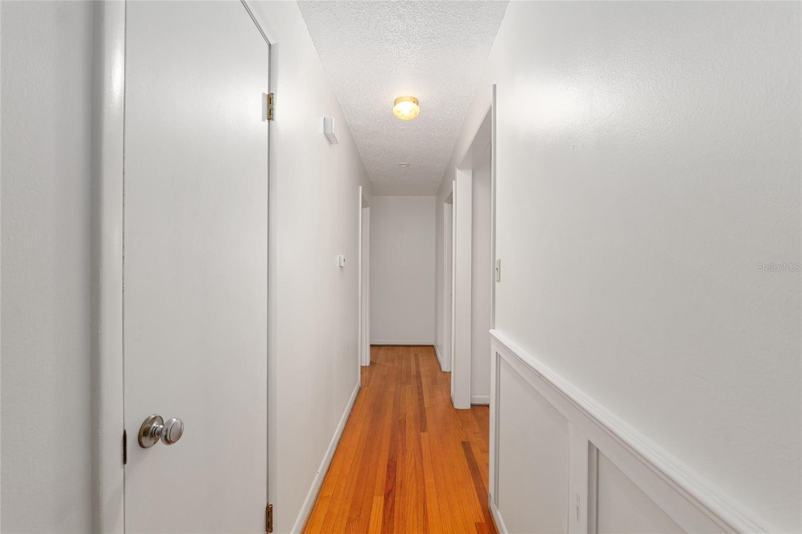 Image 21 of 57 For 505 37th Place