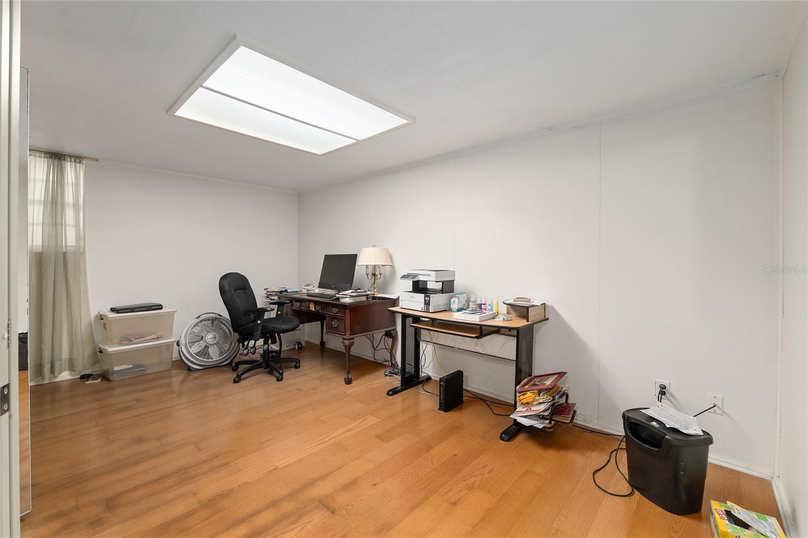 Image 33 of 57 For 505 37th Place