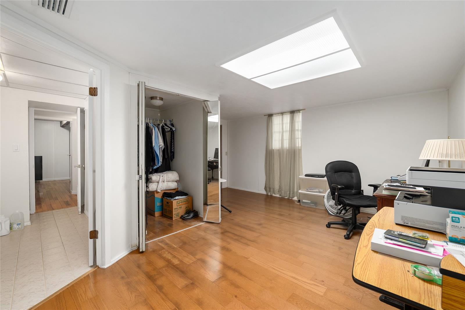 Image 34 of 57 For 505 37th Place