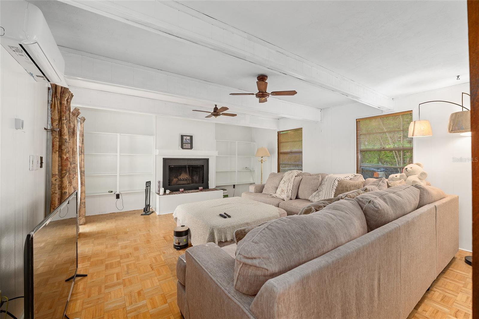 Image 44 of 57 For 505 37th Place