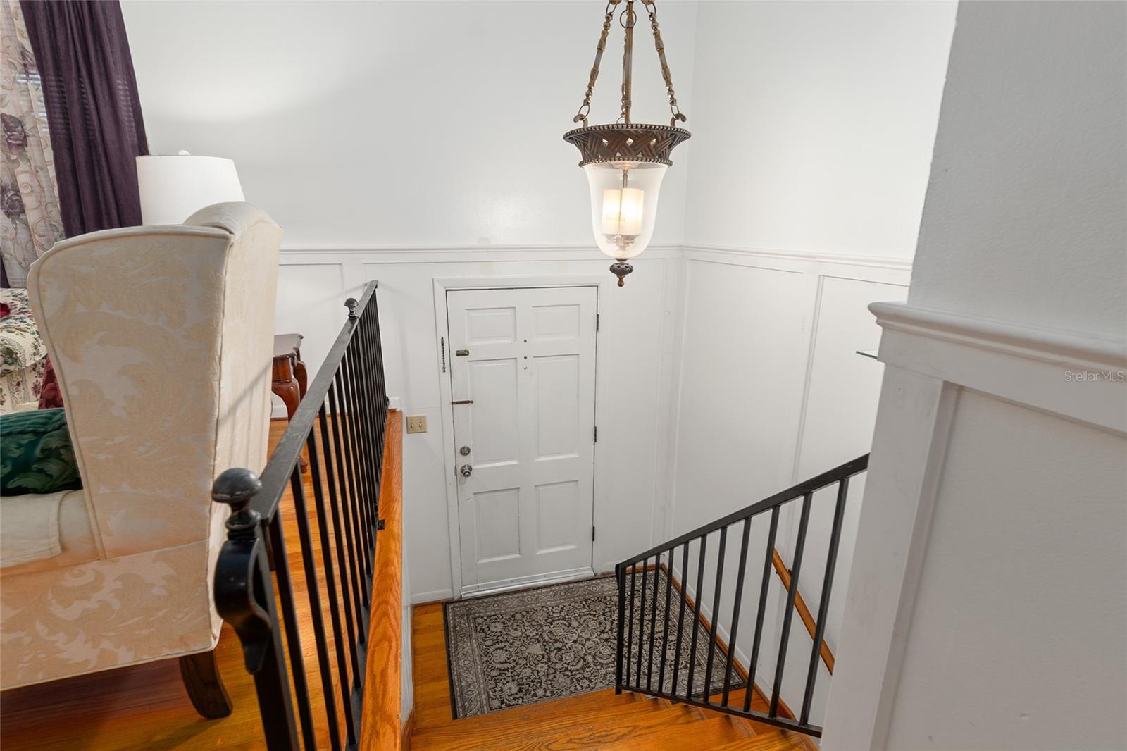 Image 5 of 57 For 505 37th Place