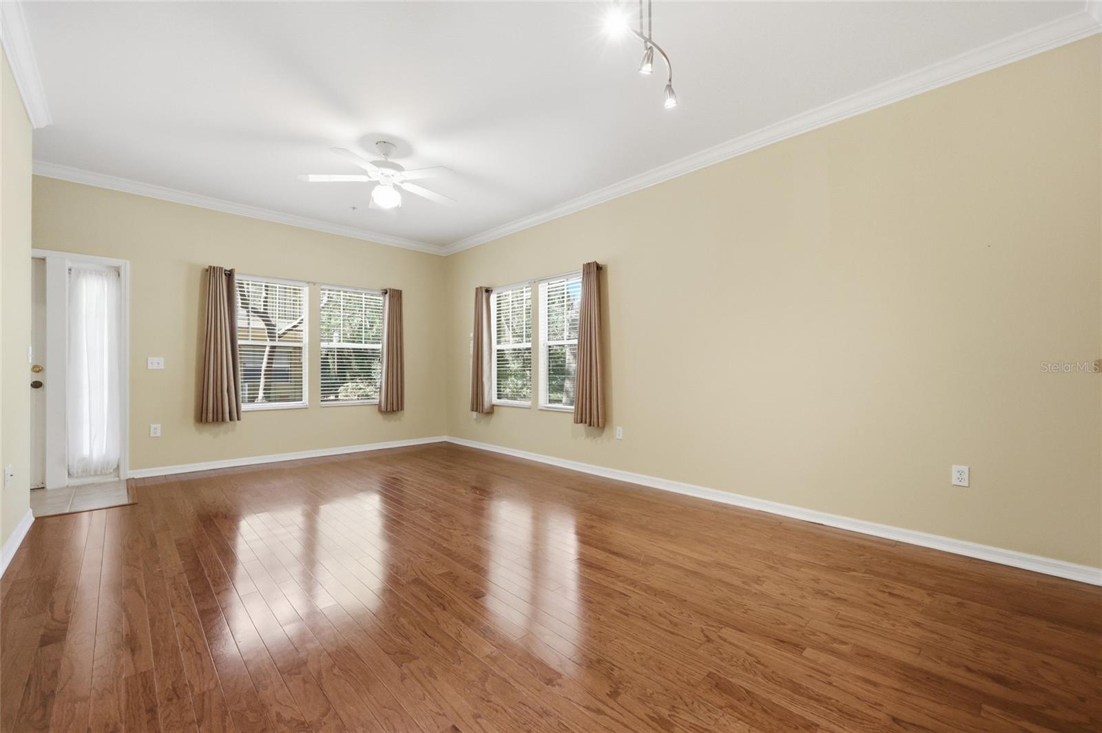 Image 7 of 31 For 9172 52nd Road 103