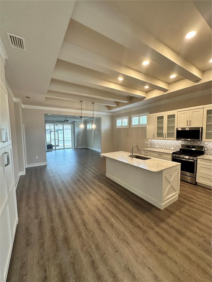 Image 7 of 27 For 12316 5th Avenue