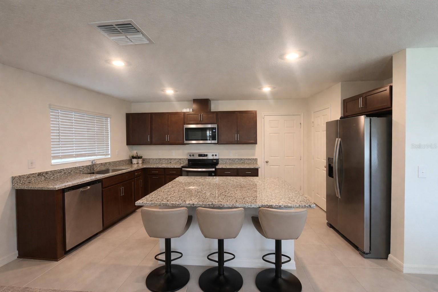 Image 3 of 18 For 8328 Wilder Pines Avenue