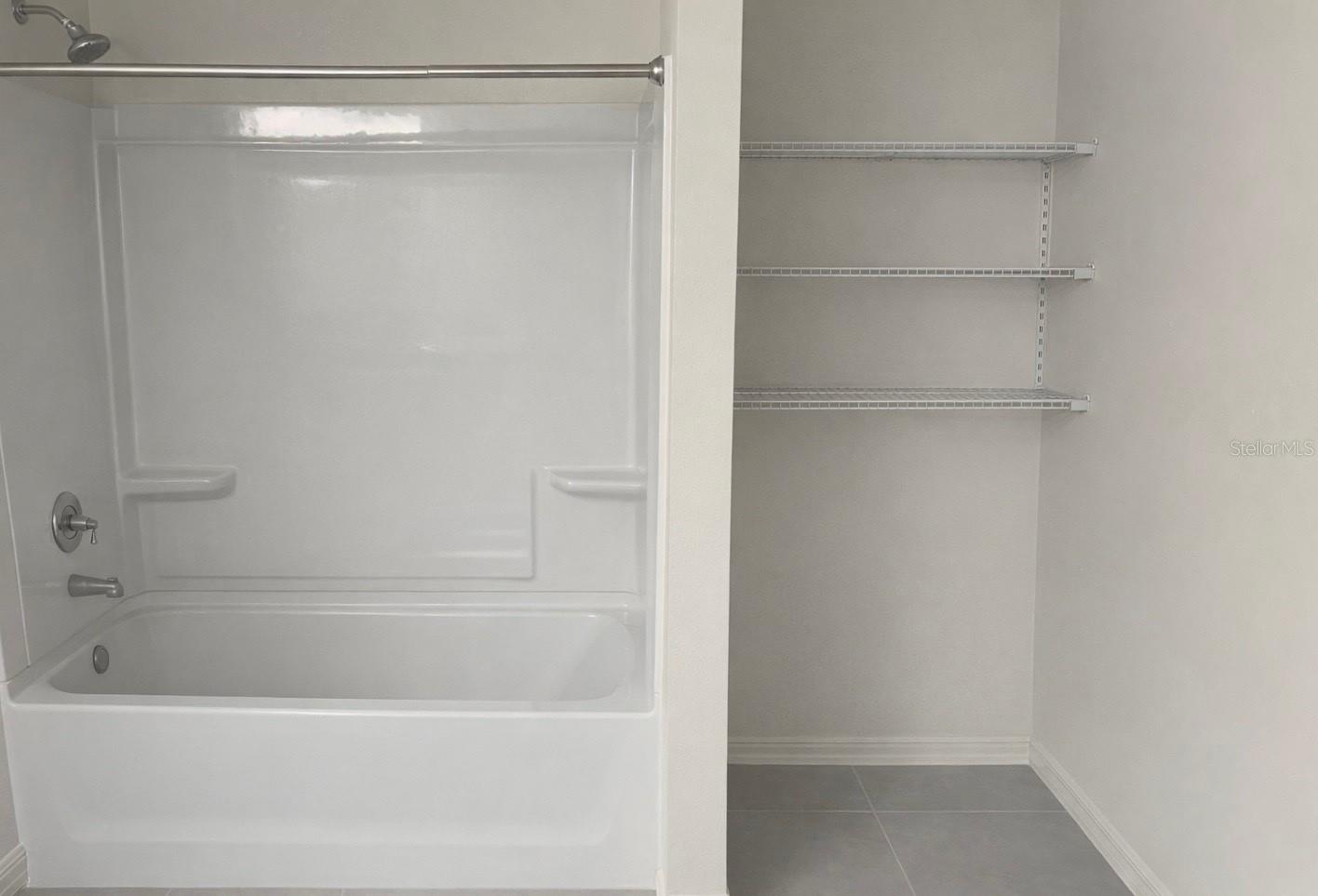 Image 7 of 18 For 8328 Wilder Pines Avenue