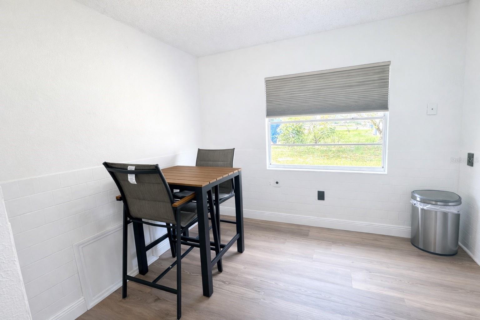 Image 11 of 28 For 1004 Booker Avenue