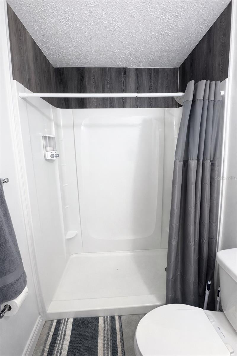 Image 20 of 28 For 1004 Booker Avenue