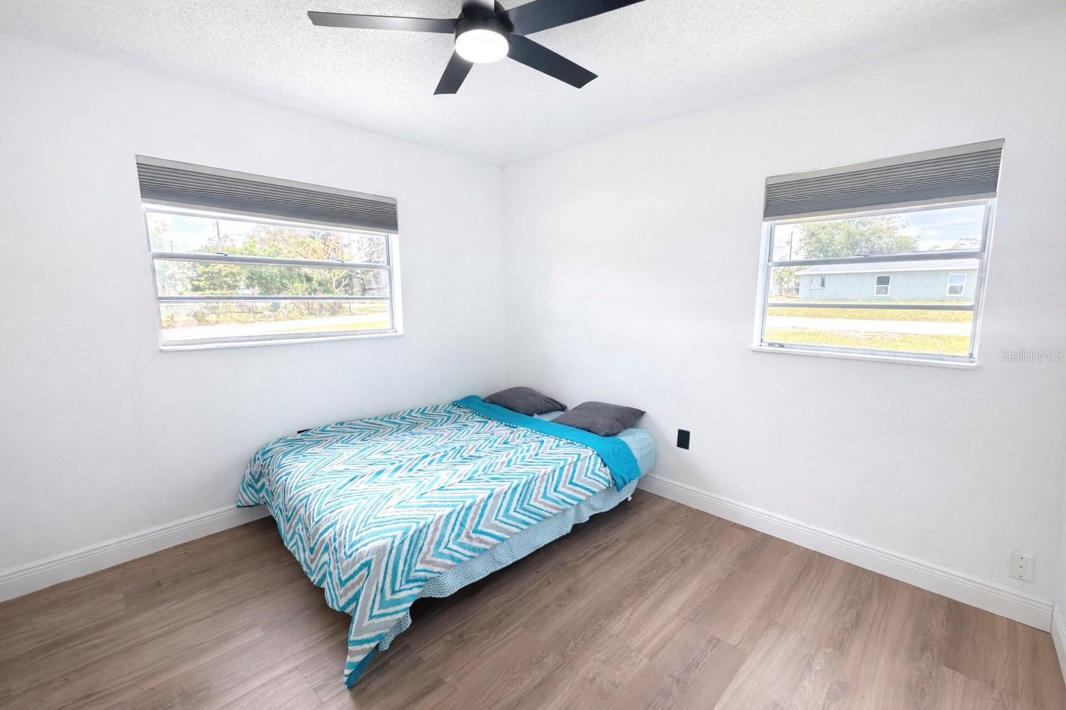 Image 21 of 28 For 1004 Booker Avenue