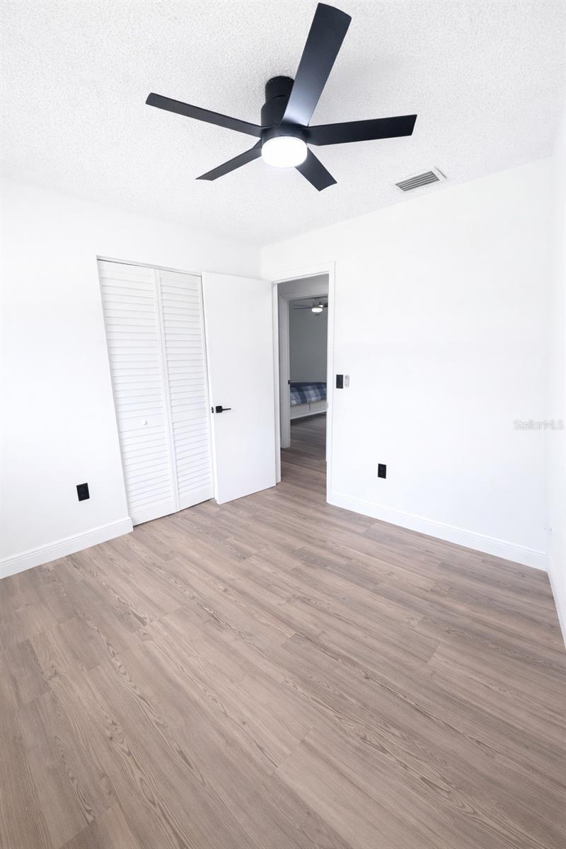 Image 24 of 28 For 1004 Booker Avenue