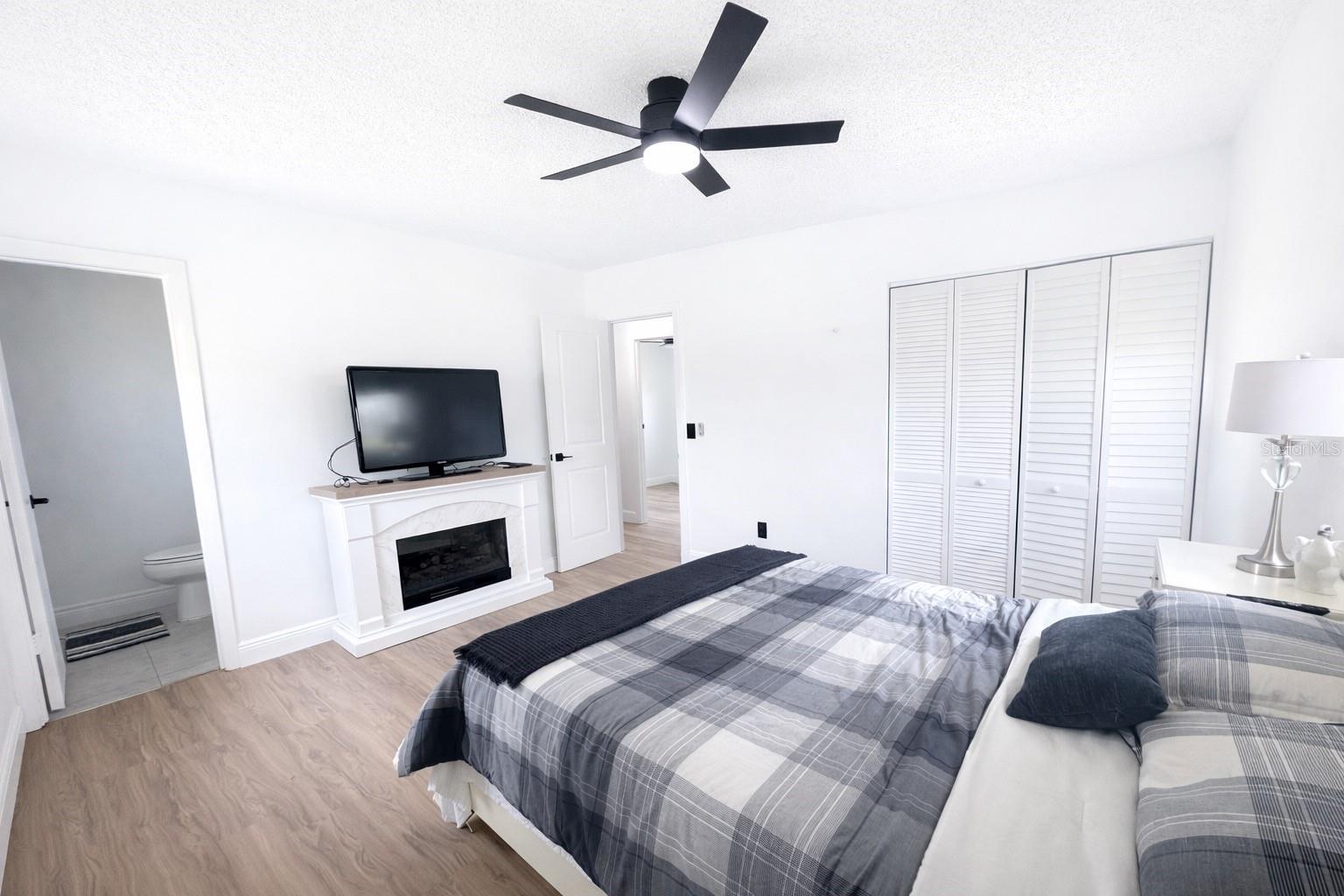 Image 26 of 28 For 1004 Booker Avenue