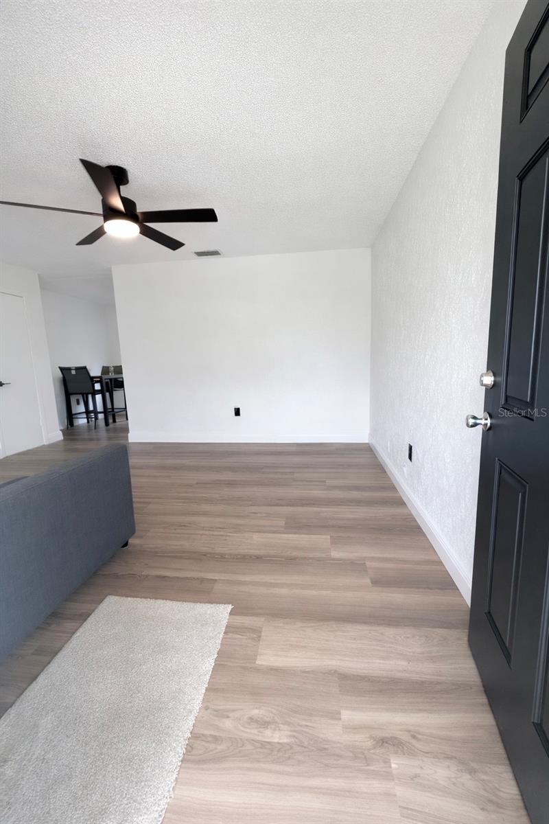 Image 7 of 28 For 1004 Booker Avenue