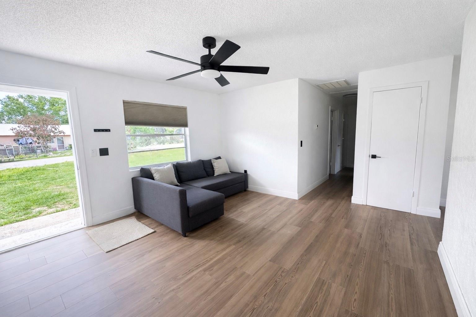 Image 8 of 28 For 1004 Booker Avenue