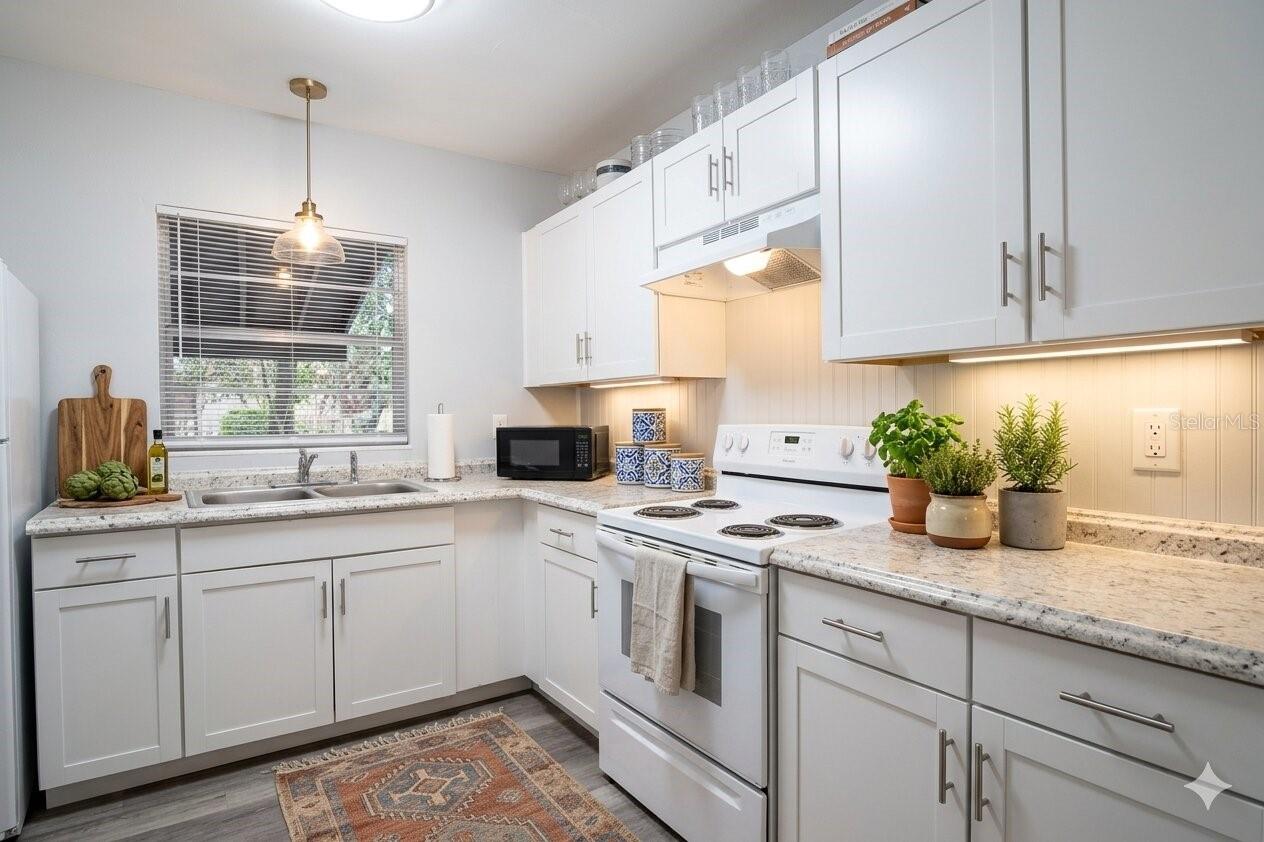 Image 3 of 10 For 3826 14th Place